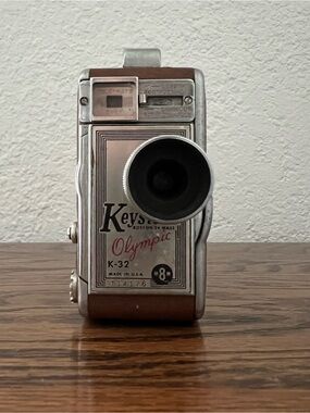 Vintage Keystone Olympic K-32 8mm Roll Film Movie Camera